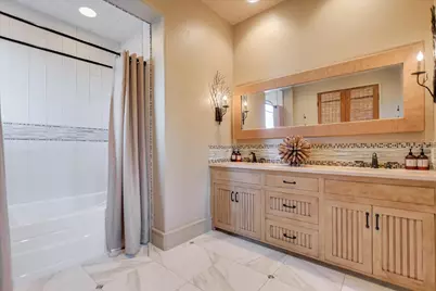 271 La Serena Loop, Horseshoe Bay, TX 78657 - Photo 15