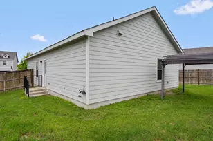 791 Circle Wy, Jarrell, TX 76537 - Photo 35