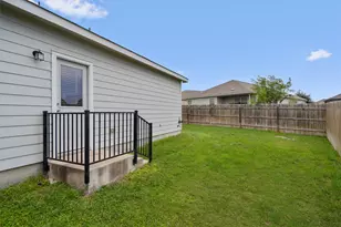 791 Circle Wy, Jarrell, TX 76537 - Photo 33