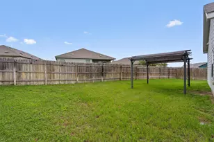 791 Circle Wy, Jarrell, TX 76537 - Photo 33