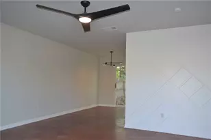 7206 Meador Ave, Austin, TX 78752 - Photo 9