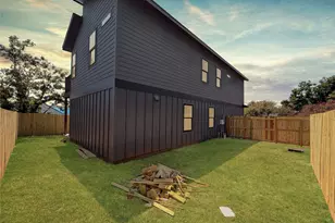 4103 Mountain View Dr, Kingsland, TX 78639 - Photo 3