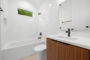 7706 Watson St, Austin, TX 78757 - Photo 19