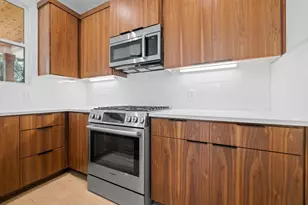 7706 Watson St, Austin, TX 78757 - Photo 11