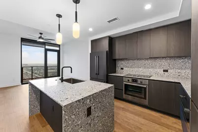 84 East Avenue #2302, Austin, TX 78701 - Photo 17