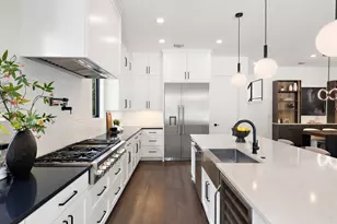 6003 Grover Ave, Austin, TX 78757 - Photo 9