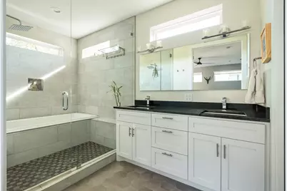 308 W North Loop Boulevard #1, Austin, TX 78751 - Photo 15