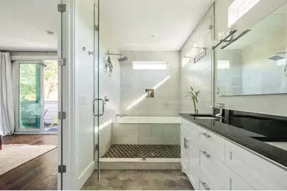 308 W North Loop Boulevard #1, Austin, TX 78751 - Photo 17