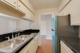 610 W 51st St, Austin, TX 78751 - Photo 7