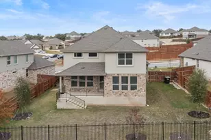 204 Mystic Cyn Ln, Georgetown, TX 78628 - Photo 31