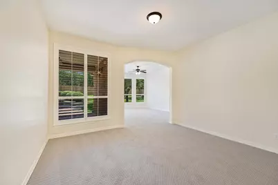 560 Aspen Drive, Austin, TX 78737 - Photo 5