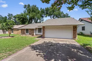 10057 Woodland Village Dr, Austin, TX 78750 - Photo 3