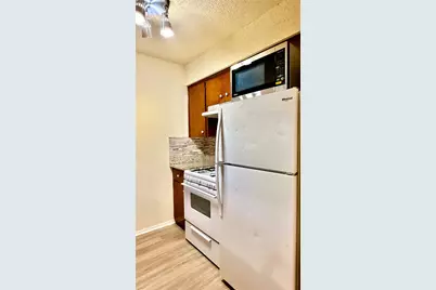 312 E 43rd Street #201, Austin, TX 78751 - Photo 5