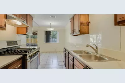 3908 Holt Drive, Austin, TX 78749 - Photo 9