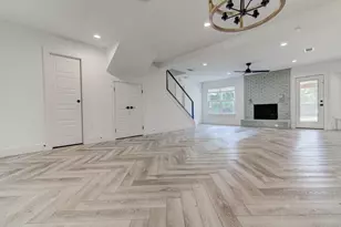 6905 Drexel Dr, Austin, TX 78723 - Photo 5