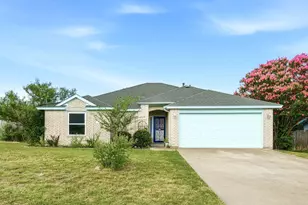 213 Anderson Ave, Copperas Cove, TX 76522 - Photo 1