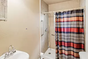 1507 1/2 Holly St, Austin, TX 78702 - Photo 23