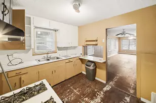 1507 1/2 Holly St, Austin, TX 78702 - Photo 13