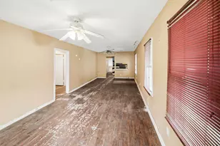 1507 1/2 Holly St, Austin, TX 78702 - Photo 9