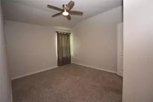 21209 Santa Carlo Ave, Lago Vista, TX 78645 - Photo 9