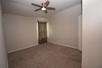 21209 Santa Carlo Avenue, Lago Vista, TX 78645 - Photo 9