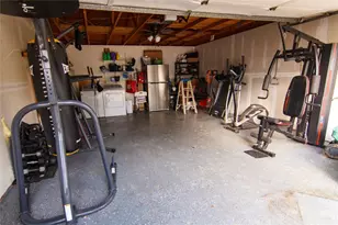 200 E Keanahalululu Ln, Bastrop, TX 78602 - Photo 29