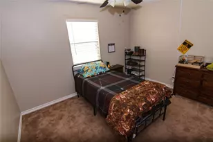 200 E Keanahalululu Ln, Bastrop, TX 78602 - Photo 25