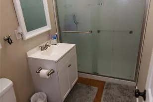 200 E Keanahalululu Ln, Bastrop, TX 78602 - Photo 17