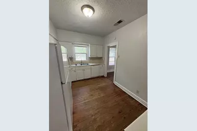 915 W 29th Street, Austin, TX 78705 - Photo 13