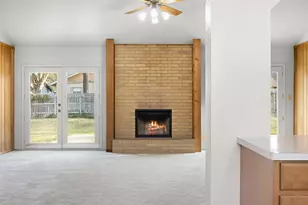 661 S College St, La Grange, TX 78945 - Photo 11