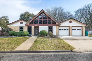 661 S College St, La Grange, TX 78945 - Photo 9