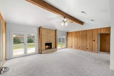 661 S College Street, La Grange, TX 78945 - Photo 3