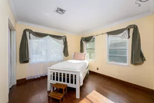 6107 Felix Ave, Austin, TX 78741 - Photo 9
