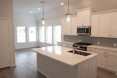 916 Azul Lagoon Drive, Leander, TX 78641 - Photo 5