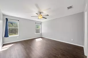 2100 Boyer Dr, Taylor, TX 76574 - Photo 31