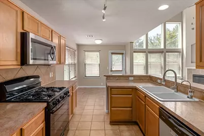 1337 Sweet Gum Drive, Kyle, TX 78640 - Photo 13