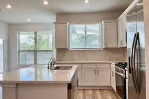 2204 Cornfield Dr, Pflugerville, TX 78660 - Photo 5