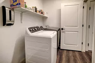 113 Cibolo Creek Loop, Bastrop, TX 78602 - Photo 31