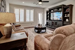 113 Cibolo Creek Loop, Bastrop, TX 78602 - Photo 11