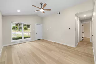 1015 E Yager Ln, Austin, TX 78753 - Photo 3