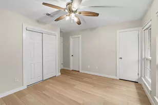 1015 E Yager Ln, Austin, TX 78753 - Photo 15