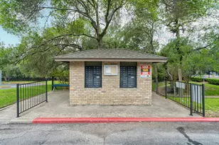 1015 E Yager Ln, Austin, TX 78753 - Photo 31
