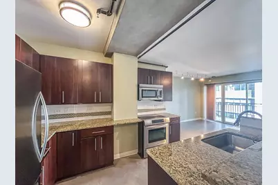 800 Brazos Street #1006, Austin, TX 78701 - Photo 3