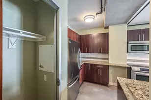 800 Brazos St, Austin, TX 78701 - Photo 3