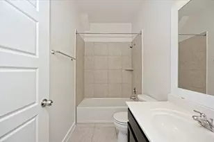 2101 Rivers Edge Way, Austin, TX 78741 - Photo 7