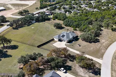 217 Oak Hill Drive, Liberty Hill, TX 78642 - Photo 39