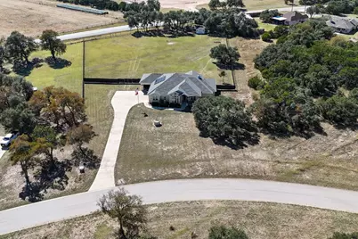 217 Oak Hill Drive, Liberty Hill, TX 78642 - Photo 33