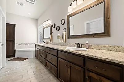 217 Oak Hill Drive, Liberty Hill, TX 78642 - Photo 19