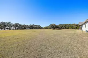 217 Oak Hill Dr, Liberty Hill, TX 78642 - Photo 31