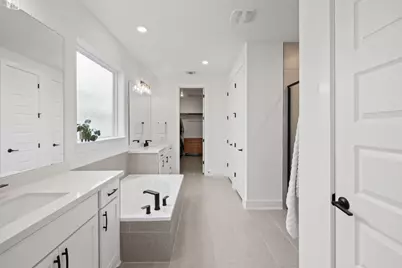 8600 Lefrak Drive, Austin, TX 78744 - Photo 23